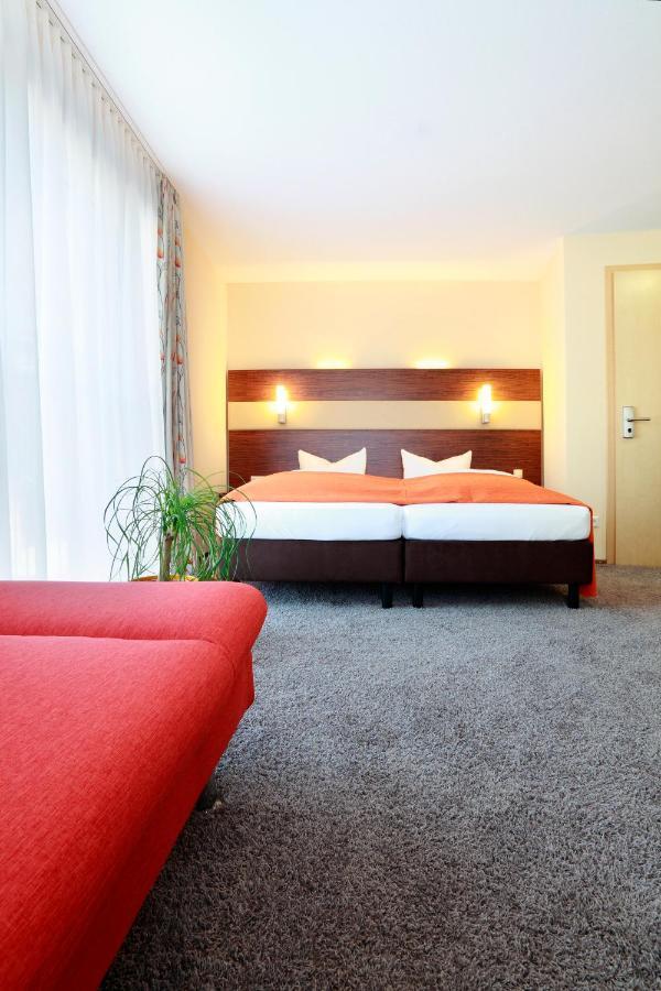 Lindenberger Hof Hotel ลินเดนแบร์ก เอม อัลกอย ห้อง รูปภาพ