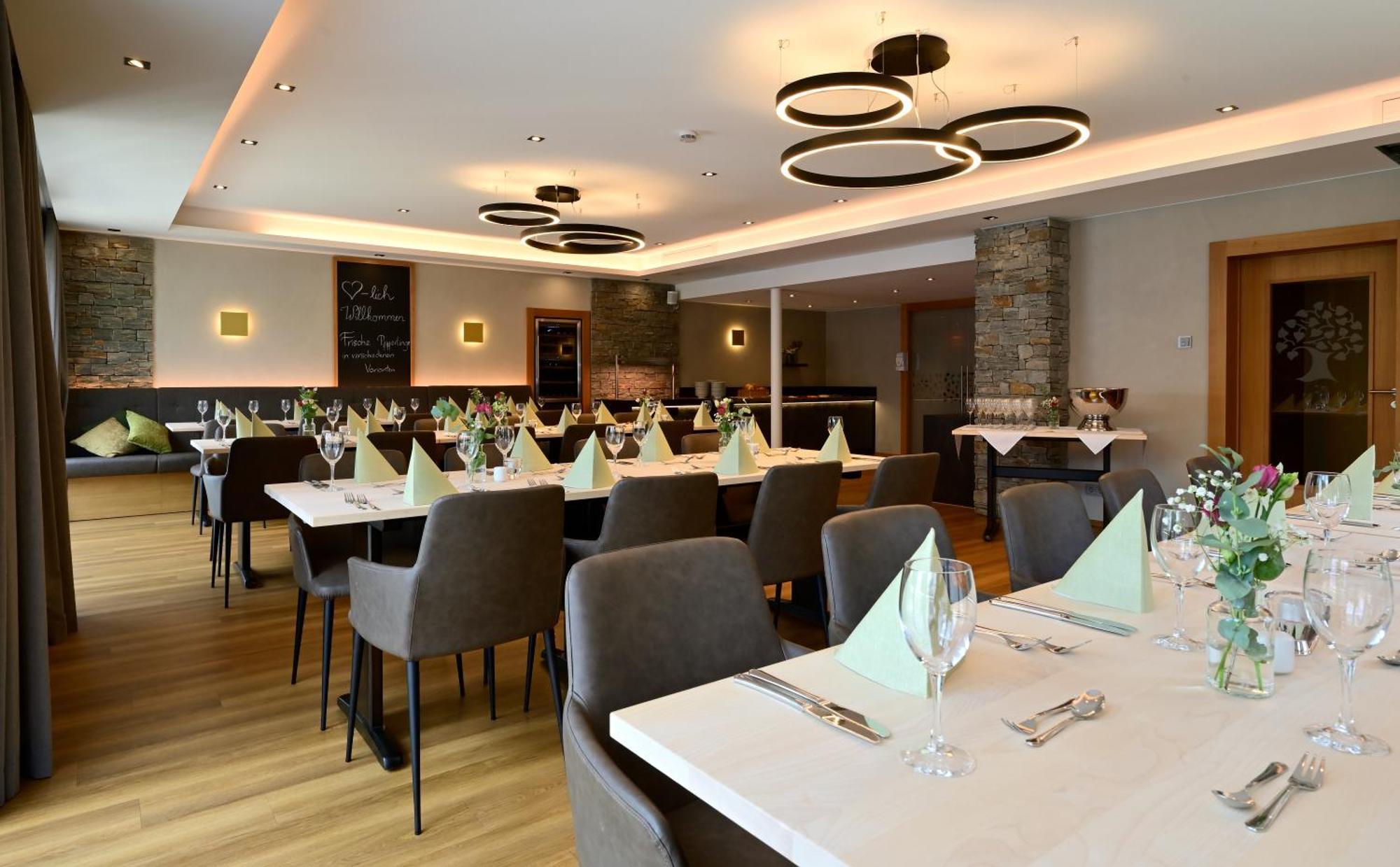 Lindenberger Hof Hotel ลินเดนแบร์ก เอม อัลกอย ภายนอก รูปภาพ