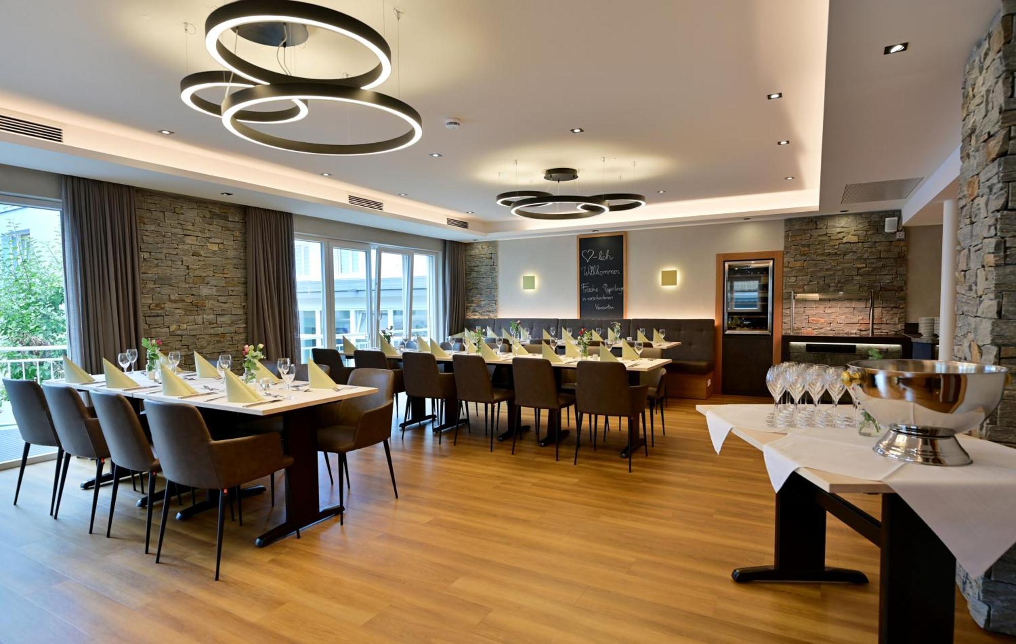 Lindenberger Hof Hotel ลินเดนแบร์ก เอม อัลกอย ภายนอก รูปภาพ
